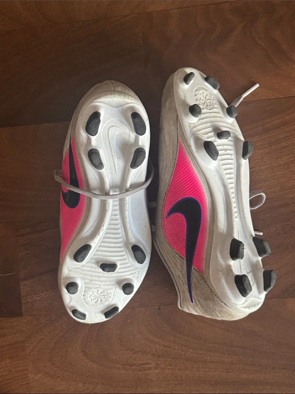 Nike Kids Gray Cleats with Blue Panel and Pink Swoosh